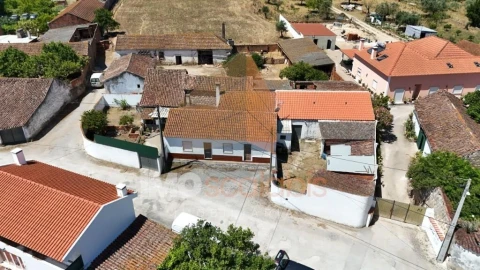 Moradia T3 para Venda em Almoster