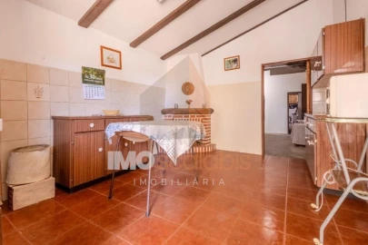 Moradia T3 para Venda em Almoster