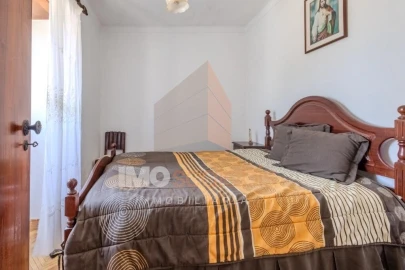 Moradia T3 para Venda em Almoster