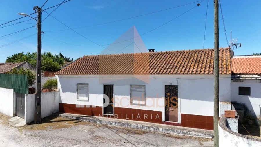 Moradia T3 para Venda em Almoster
