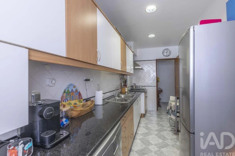 Apartamento T2 para Venda em Costa da Caparica Foto 15