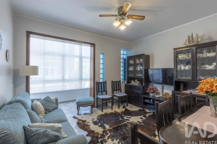 Apartamento T2 para Venda em Costa da Caparica Foto 9