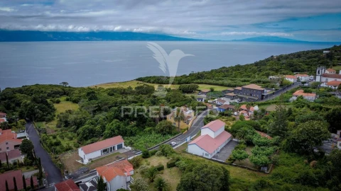 Terreno para Venda em Urzelina (São Mateus)