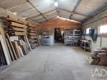 Quinta T4 para Venda em Abela
