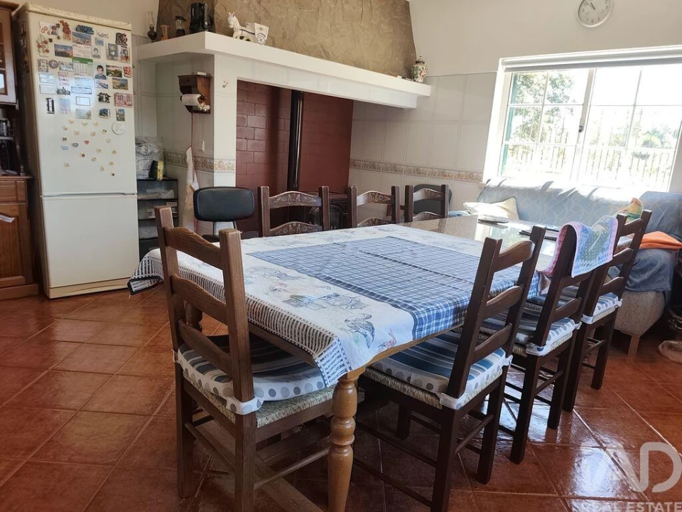Quinta T4 para Venda em Abela Foto 13