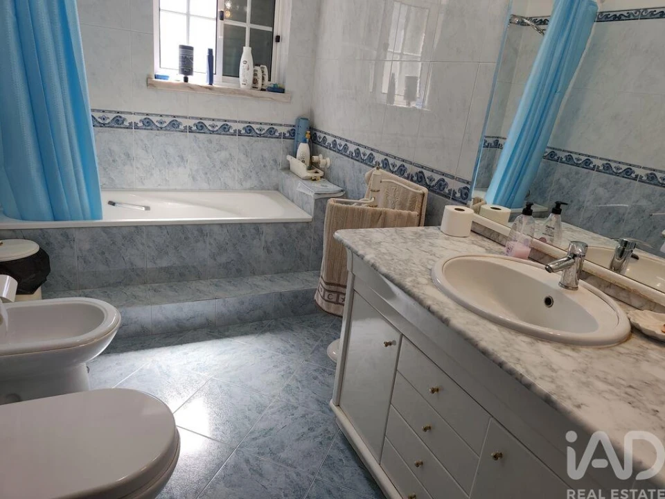 Quinta T4 para Venda em Abela Foto 18