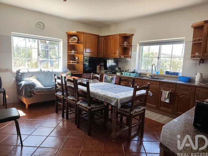 Quinta T4 para Venda em Abela Foto 11