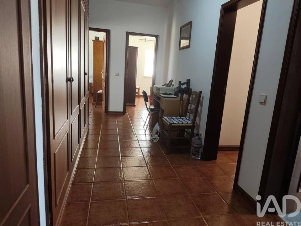 Quinta T4 para Venda em Abela Foto 14