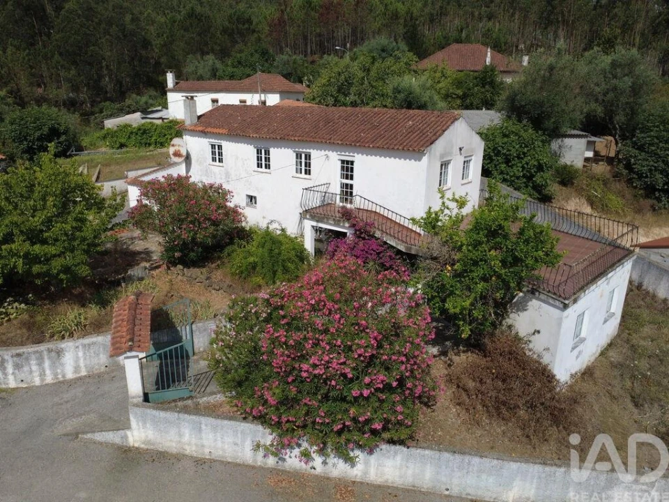 Moradia T5 para Venda em Semide e Rio Vide Foto 1