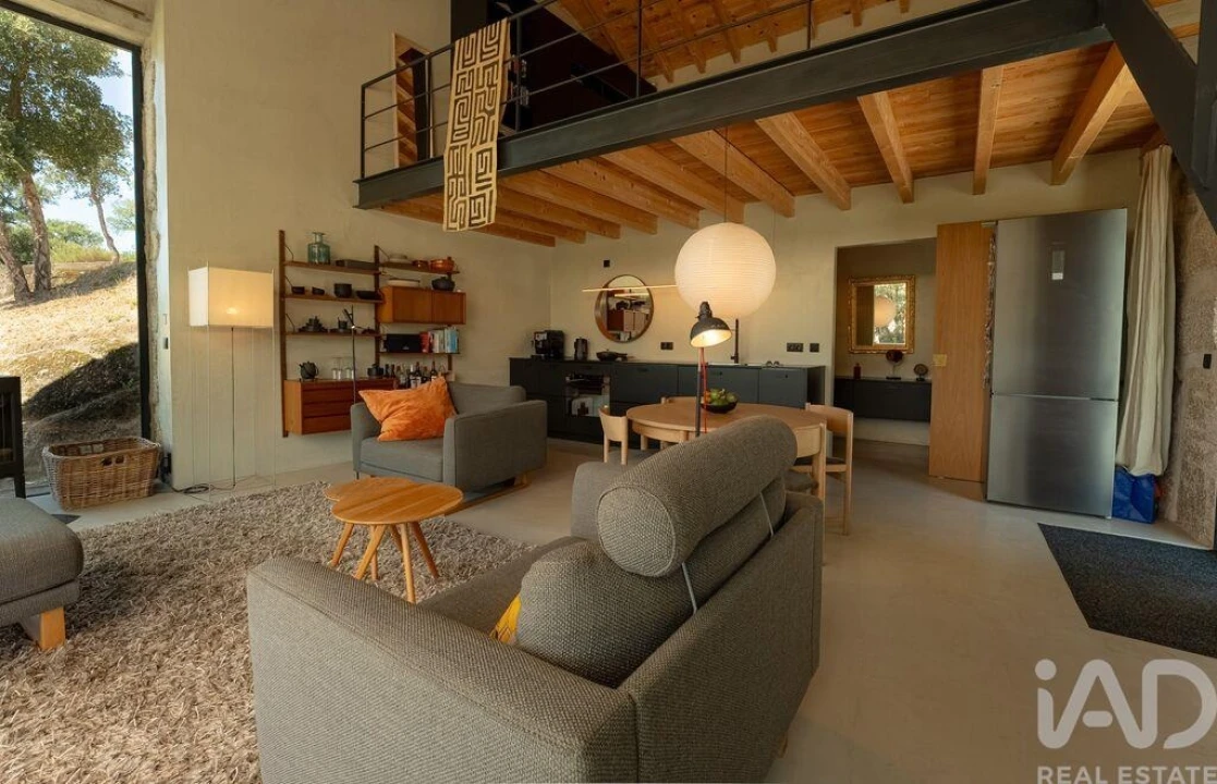 Quinta T1 para Venda em Midões Foto 3
