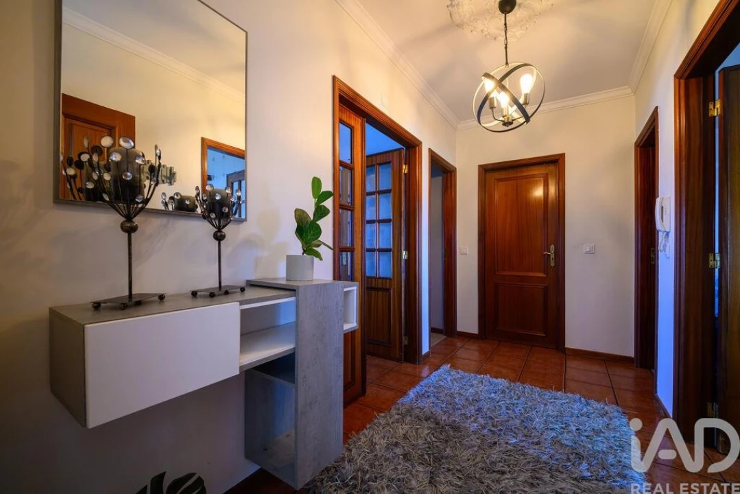 Apartamento T3 para Venda em Febres Foto 1