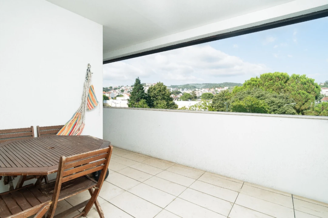 Apartamento T3 para Venda em Santo Antonio dos Olivais Foto 3