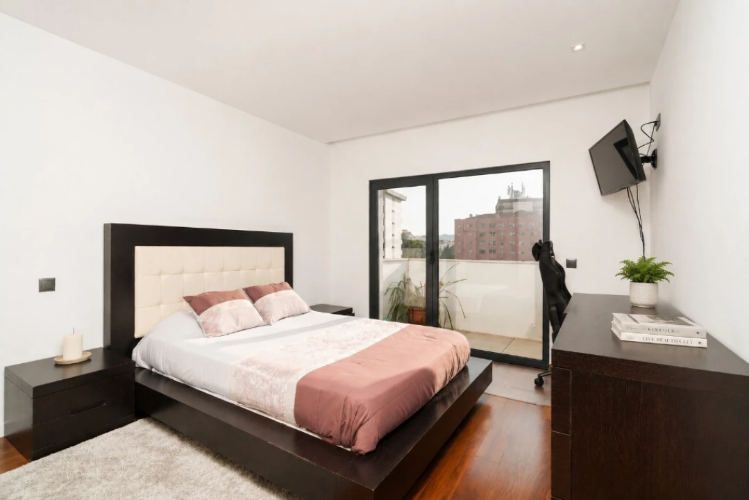 Apartamento T3 para Venda em Santo Antonio dos Olivais Foto 6