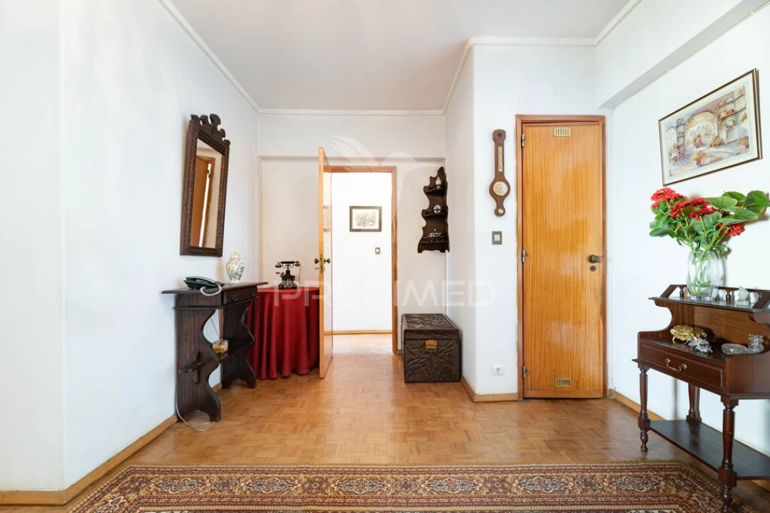 Apartamento T4 para Venda em Moscavide e Portela Foto 7