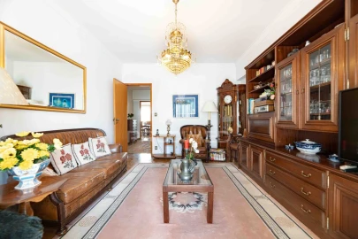 Apartamento T4 para Venda em Moscavide e Portela
