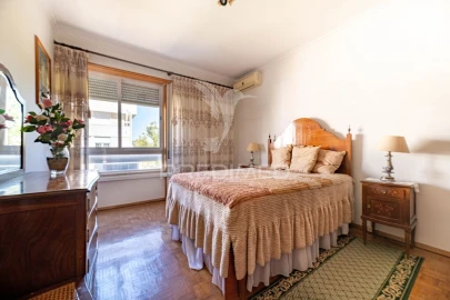 Apartamento T4 para Venda em Moscavide e Portela