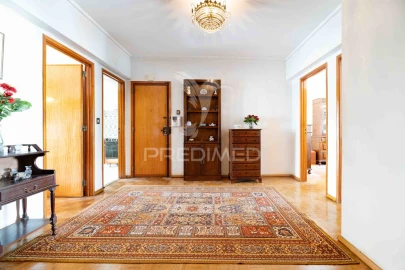 Apartamento T4 para Venda em Moscavide e Portela
