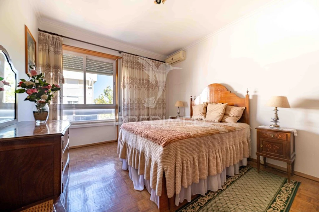 Apartamento T4 para Venda em Moscavide e Portela Foto 5