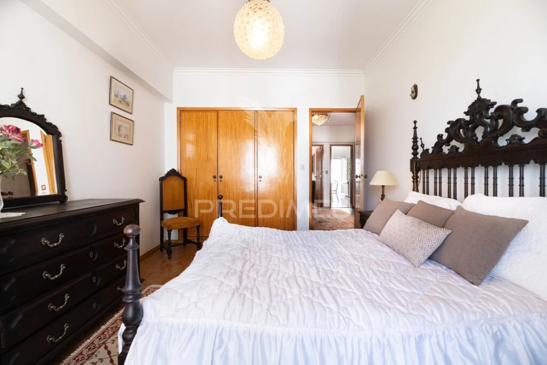 Apartamento T4 para Venda em Moscavide e Portela Foto 13