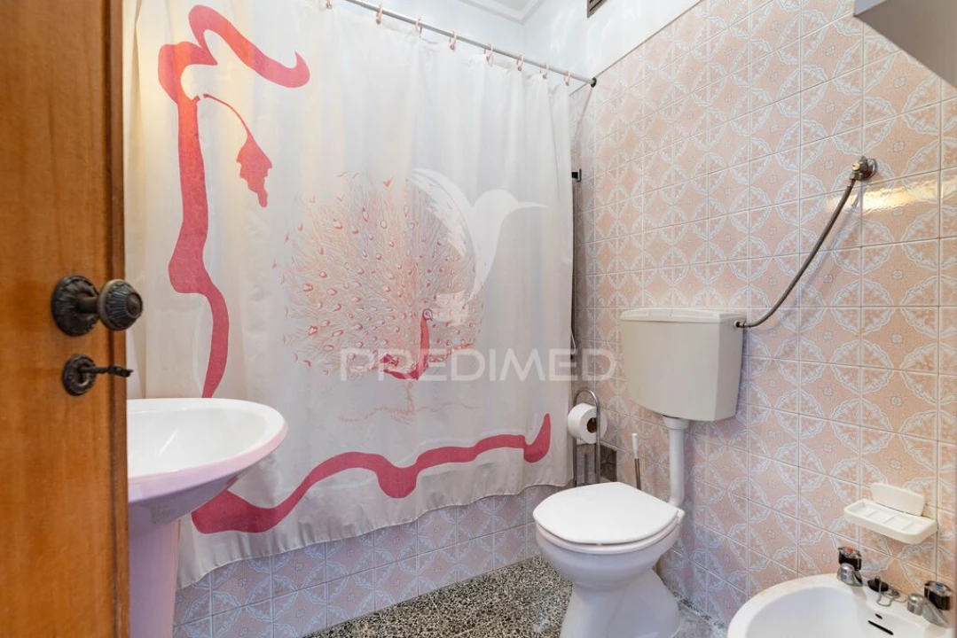 Apartamento T4 para Venda em Moscavide e Portela Foto 3