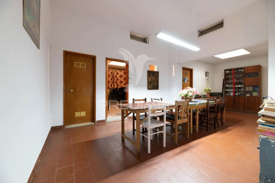 Apartamento T4 para Venda em Moscavide e Portela Foto 5