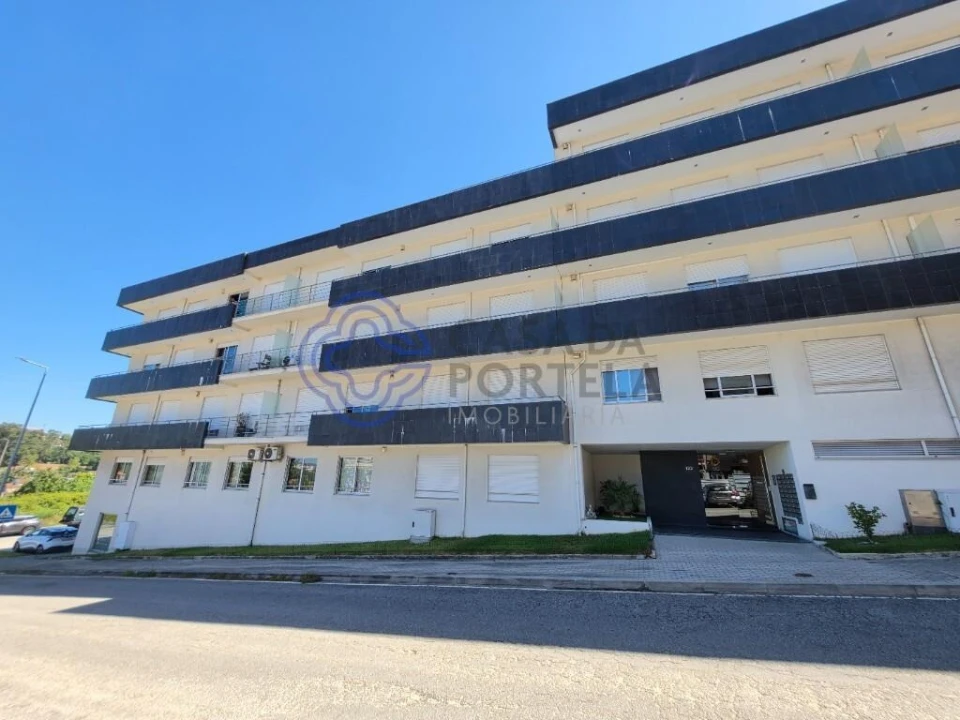 Apartamento T3 para Venda em Azurem Foto 1