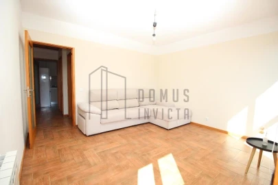 Apartamento T3 para Arrendamento em Lordelo do Ouro e Massarelos