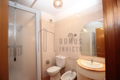Apartamento T3 para Arrendamento em Lordelo do Ouro e Massarelos