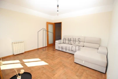 Apartamento T3 para Arrendamento em Lordelo do Ouro e Massarelos