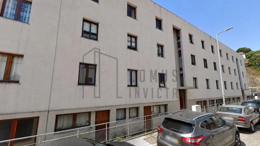 Apartamento T3 para Arrendamento em Lordelo do Ouro e Massarelos