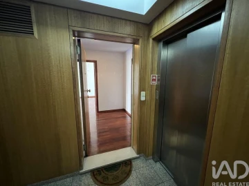 Apartamento T2 para Arrendamento em Paranhos