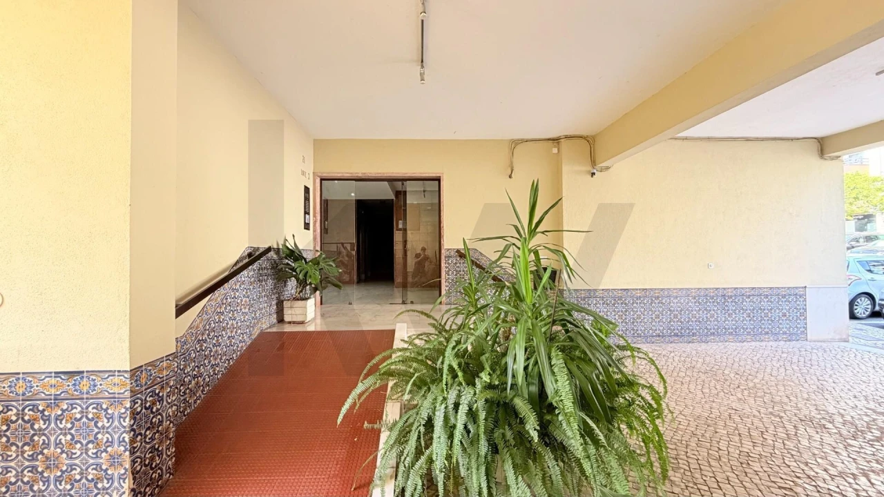 Apartamento T2 para Arrendamento em Oeiras e São Julião da Barra, Paço de Arcos e Caxias Foto 24