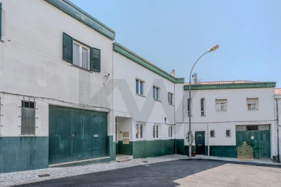 Prédio para Venda em Algés, Linda-A-Velha e Cruz Quebrada-Dafundo