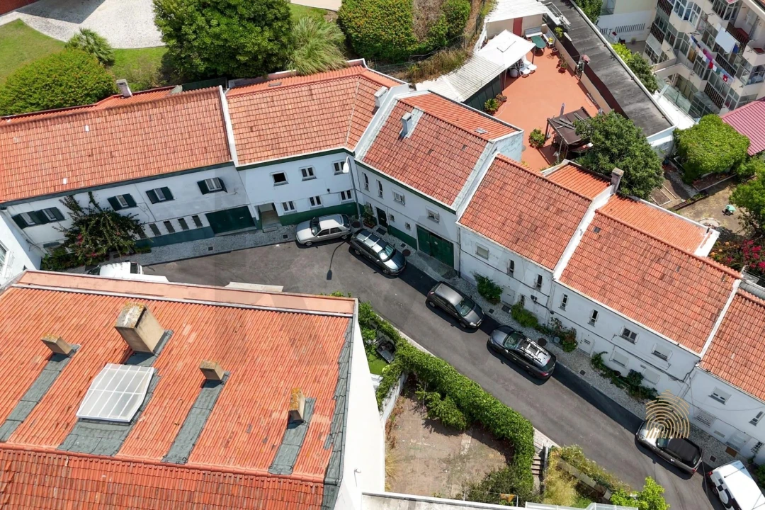 Prédio para Venda em Algés, Linda-A-Velha e Cruz Quebrada-Dafundo Foto 2