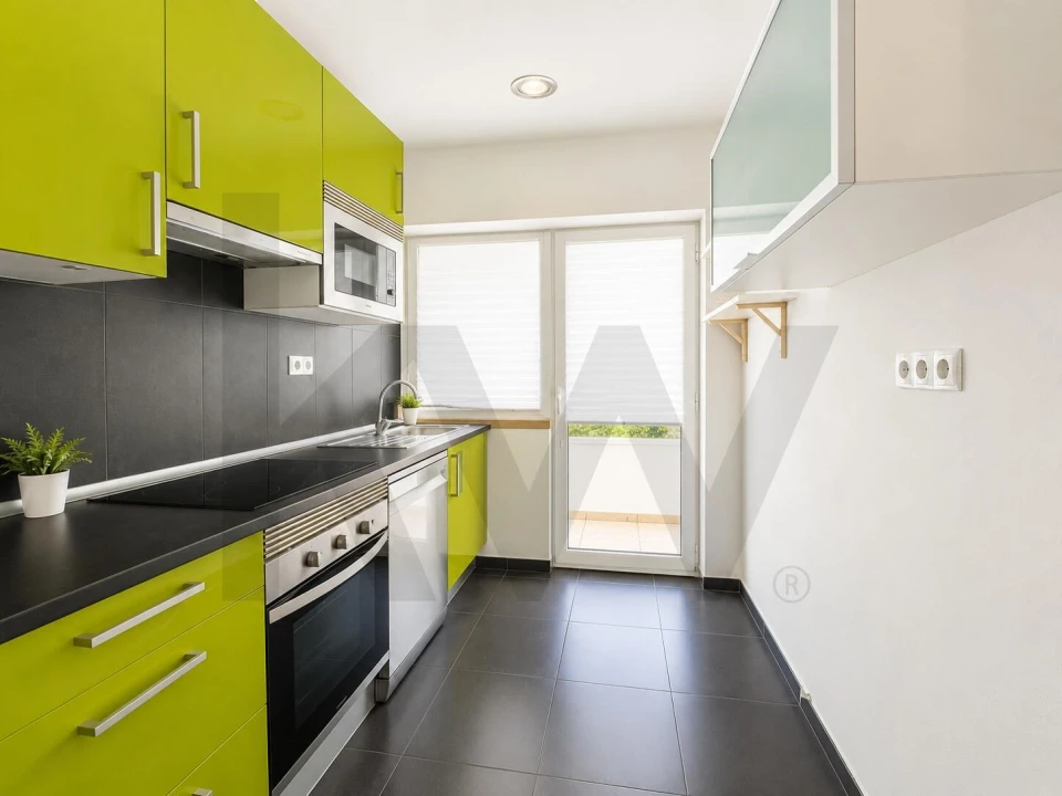 Apartamento T2 para Arrendamento em Alvalade Foto 9