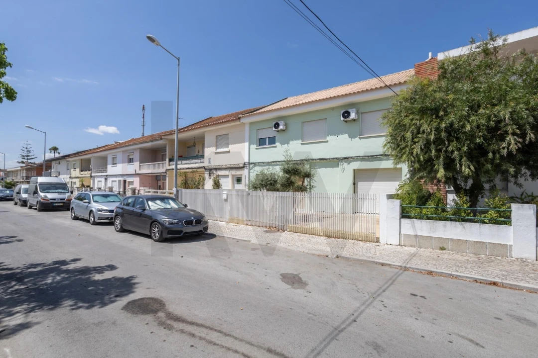 Moradia T5 para Venda em Montijo e Afonsoeiro Foto 23