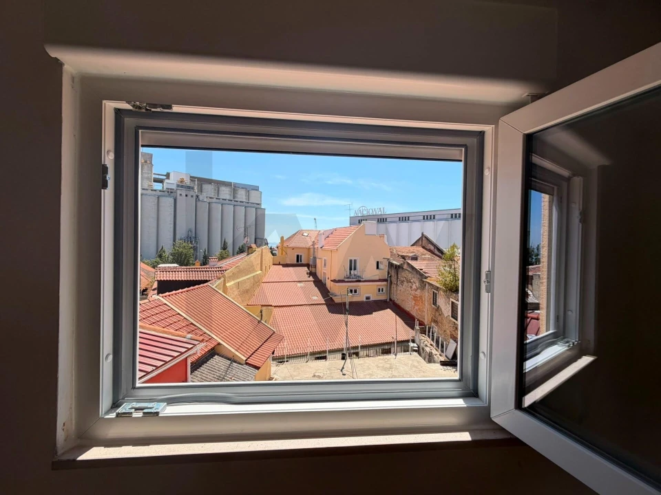 Apartamento T1 para Arrendamento em Marvila Foto 15