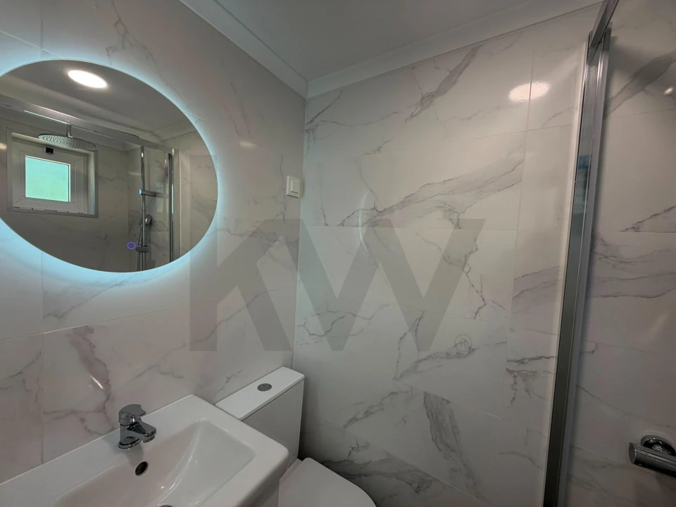 Apartamento T1 para Arrendamento em Marvila Foto 6