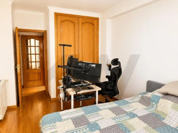 Apartamento T3 para Venda em Carnaxide e Queijas