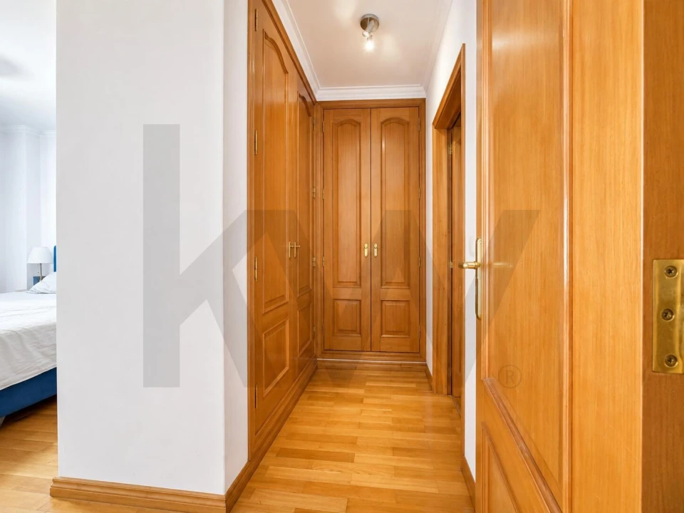 Apartamento T3 para Venda em Carnaxide e Queijas Foto 18