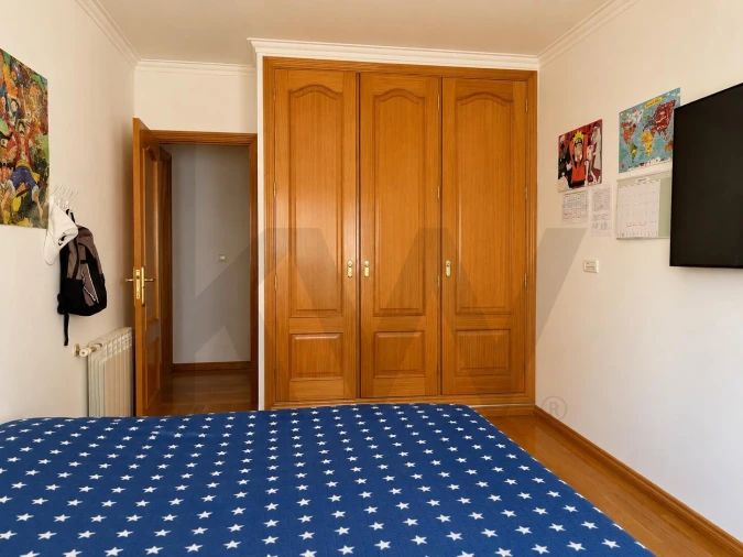 Apartamento T3 para Venda em Carnaxide e Queijas Foto 22
