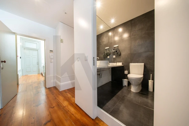 Apartamento T1 para Venda em Cedofeita, Santo Ildefonso, Sé, Miragaia, São Nicolau e Vitória Foto 11