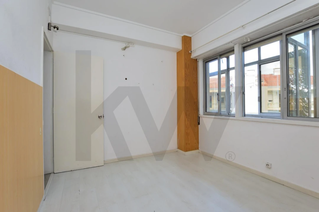 Apartamento T3 para Venda em Santo António Foto 13