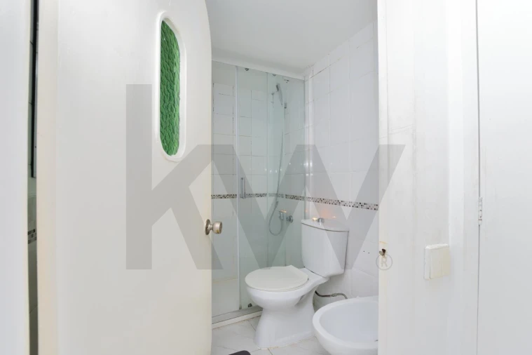 Apartamento T3 para Venda em Santo António Foto 9