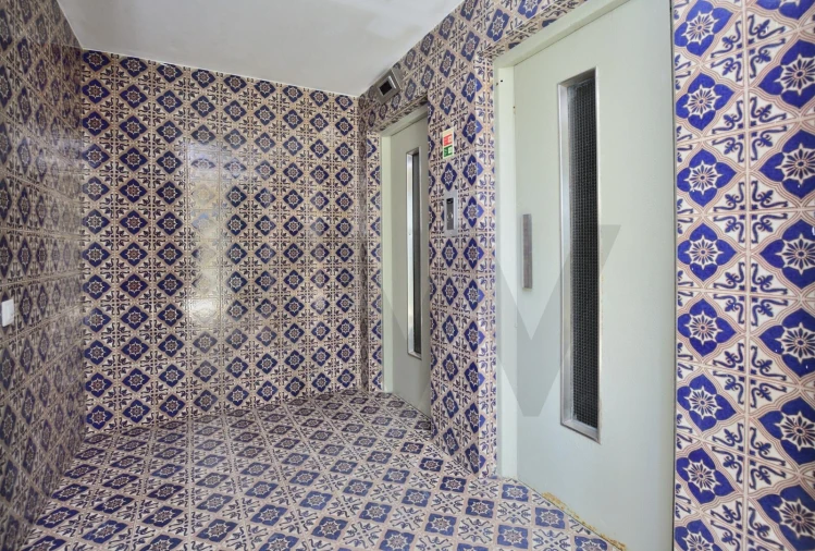 Apartamento T3 para Venda em Santo António Foto 21