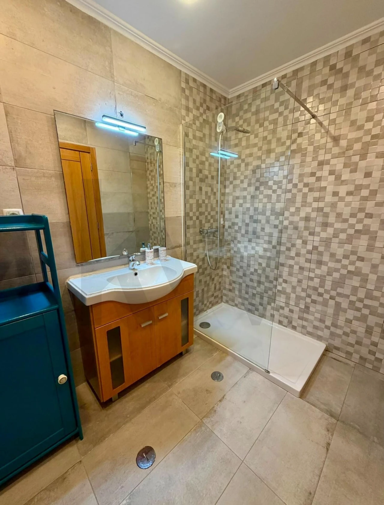 Apartamento T1 para Arrendamento em Camarate, Unhos e Apelação Foto 10