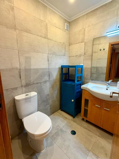 Apartamento T1 para Arrendamento em Camarate, Unhos e Apelação
