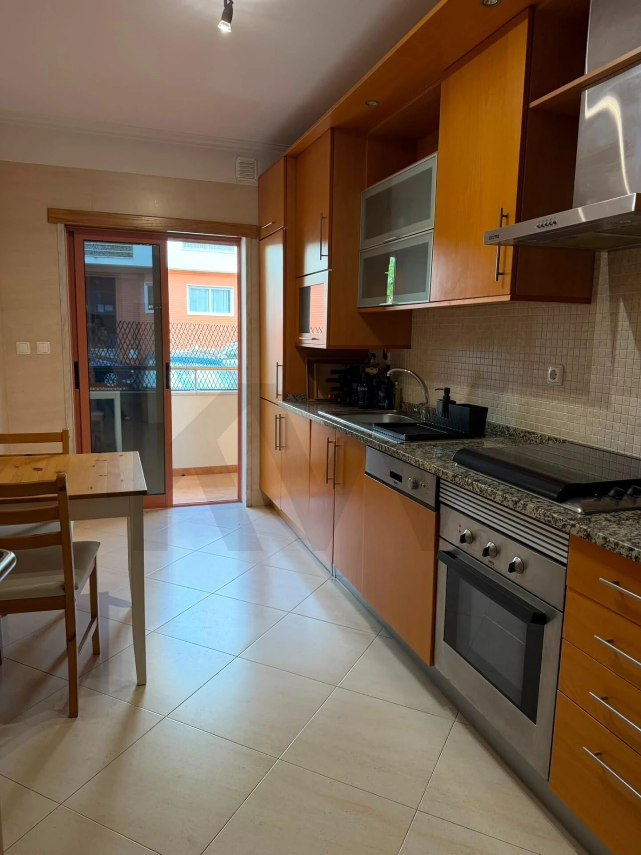 Apartamento T1 para Arrendamento em Camarate, Unhos e Apelação Foto 12