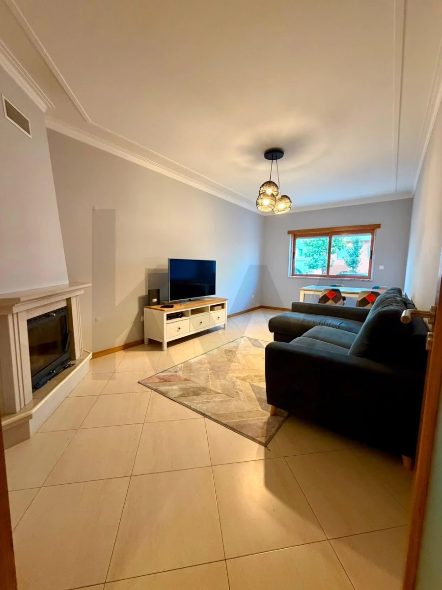 Apartamento T1 para Arrendamento em Camarate, Unhos e Apelação Foto 4