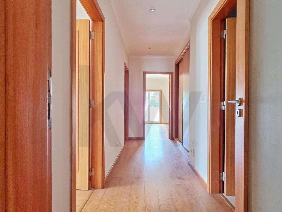 Apartamento T3 para Arrendamento em Oeiras e São Julião da Barra, Paço de Arcos e Caxias Foto 14